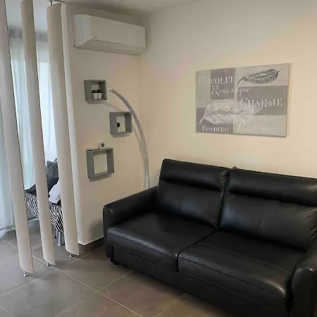 Appartement Studio Cosy Rez De Jardin Climatisation Parking Wifi *