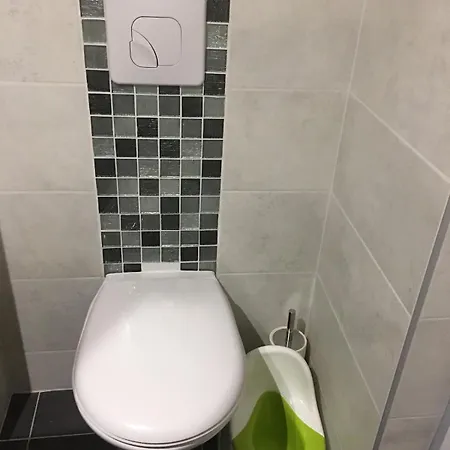 Appartement Studio Cosy Rez De Jardin Climatisation Parking Wifi La Grande Motte